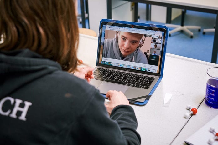 Wie virtuelle Schule funktioniert, BIS, Distance Learning, Homeschooling, zuhause lernen