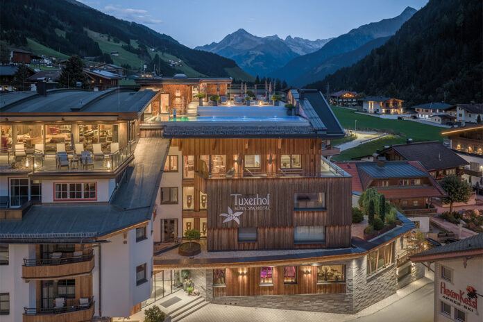 Aussenansicht_Tuxerhof Außenansicht Hotel Tuxerhof